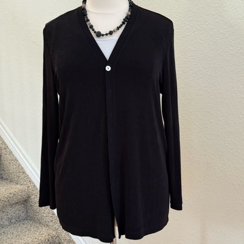 Chico's Elegant Black V-Neck Button Down Sweater size 16 (Chico’s size 3)